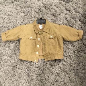 GAP fur coat 6-12 months. Worn only once.
